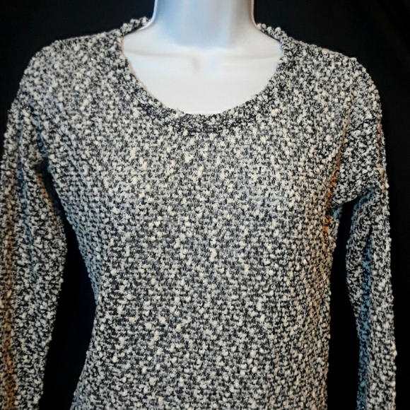Aeropostale Tops - 💞💞Aeropostale lightweight sweater 3/$20